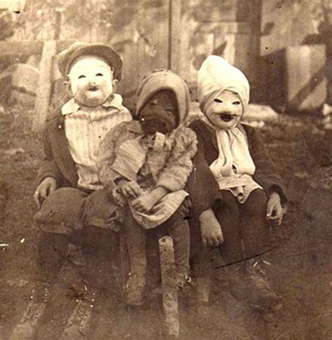 halloween costumes 1800